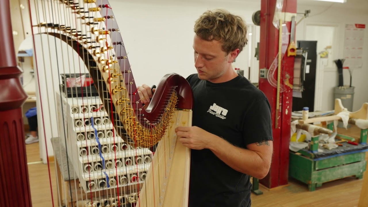 Lyon & Healy Harps | 2025 Manufacturing Excellence Awards