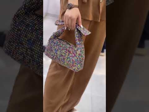 جدیترین مدل های کیف دستی مجلسی زنانه  دمپایی ترند فان صندل کلیپ طنز خنده