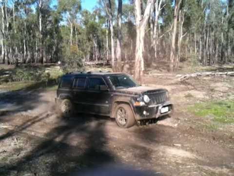 Jeep Patriot In Some Mud - YouTube