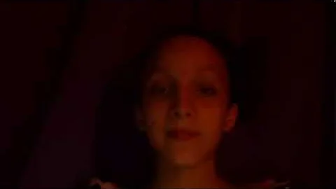 Janette singing ''Stay''