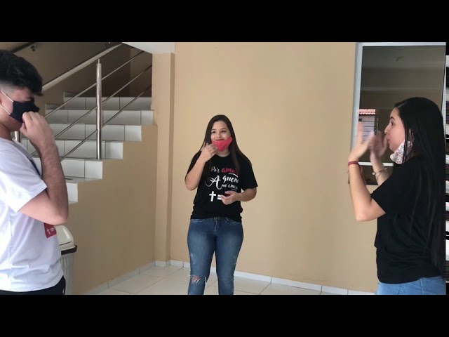 Uma brincadeira para mostrar as regras que devem ser cumpridas nos cultos presenciais