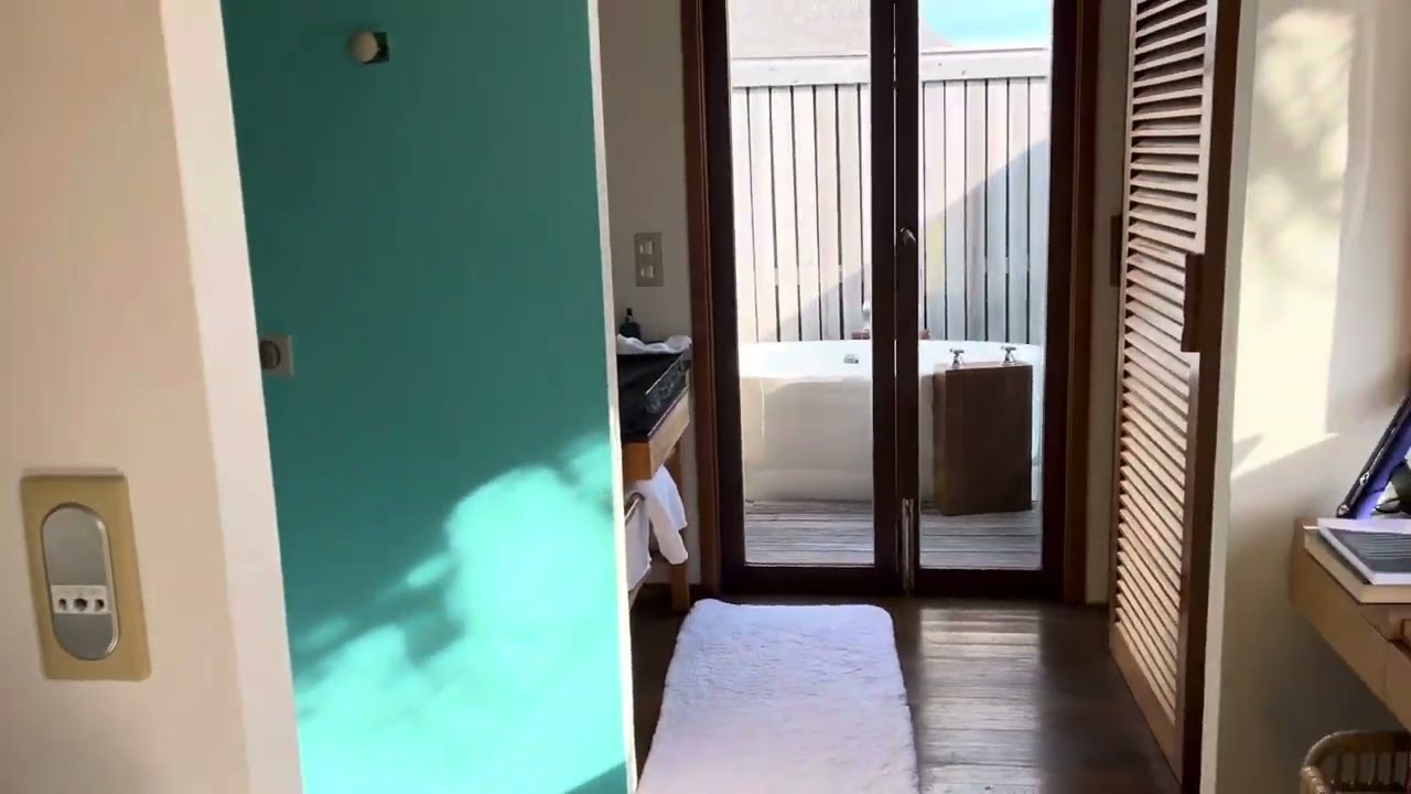 Constance Moofushi Maldives -Senior Water Villa Number 70