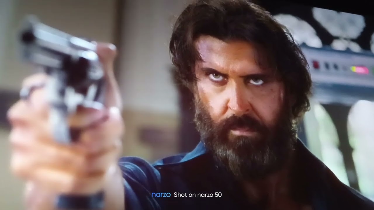 Hrithik Roshan entry in Vikram vedha 😎 ll Theatre reaction 🔥