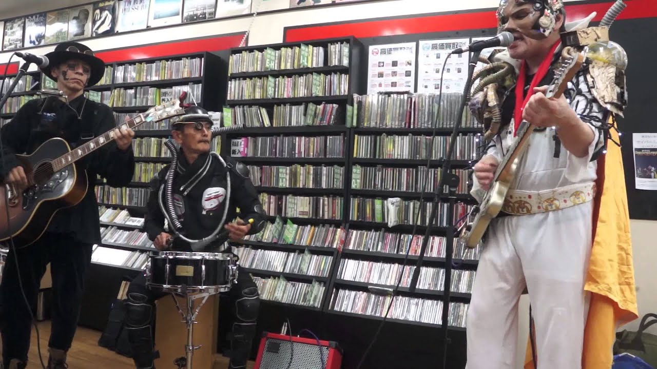 【サイバーニュウニュウ公認】 恋のダイナマイトガイ YouTube