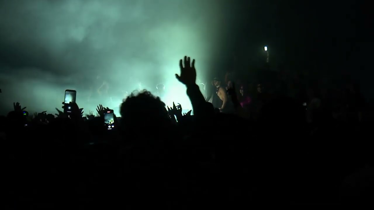 Fred again.. Toronto Rave 11-15-2025 (excerpt #1)