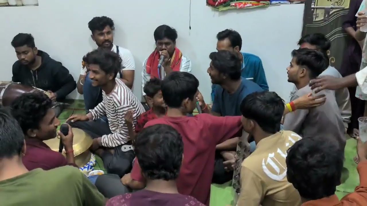 शिवा महाराज व मंडळी यांचे सुंदर भजन.... 