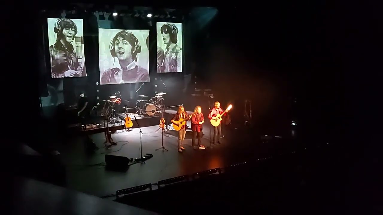 Watch Harry Sacksioni - Blackbird - 19-01-23 - Schouwburg 't Park in Hoorn on YouTube Watch Harry Sacksioni - Blackbird - 19-01-23 - Schouwburg 't Park in Hoorn on YouTube