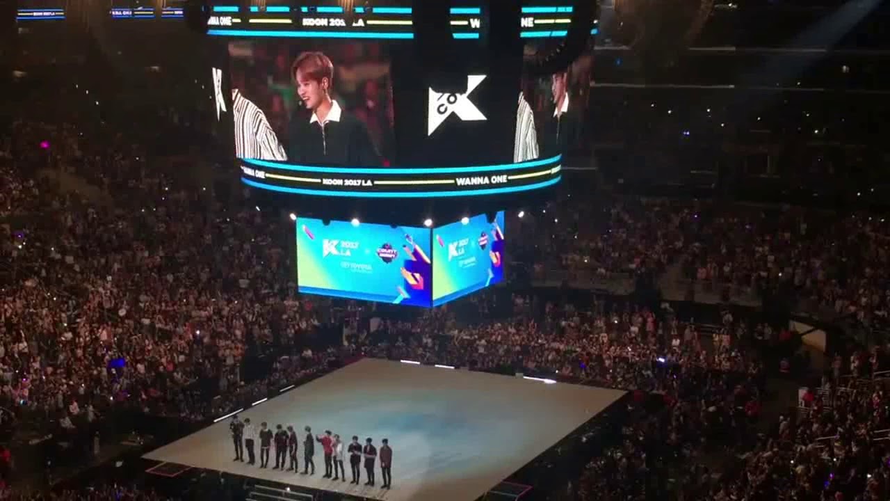 [FANCAM] 170821 Wanna One ( 워너원) speak English at KCON 2017 LA - YouTube