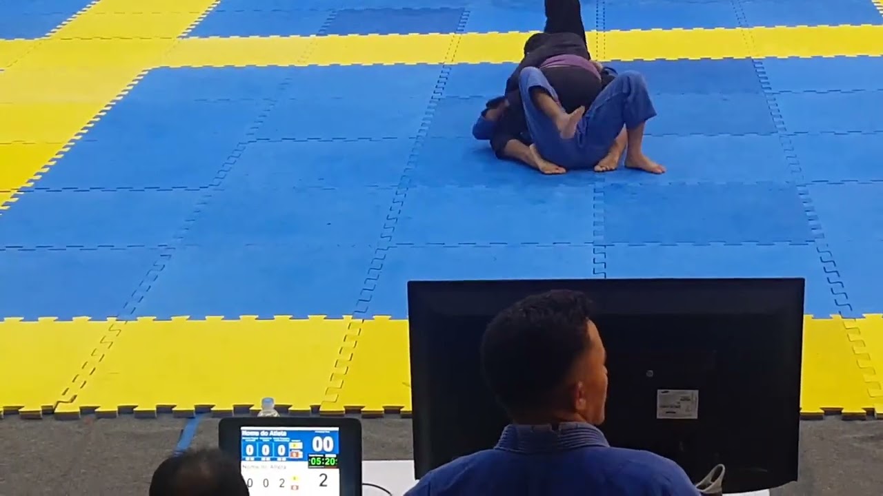 João pedro carvalho x Faixa roxa