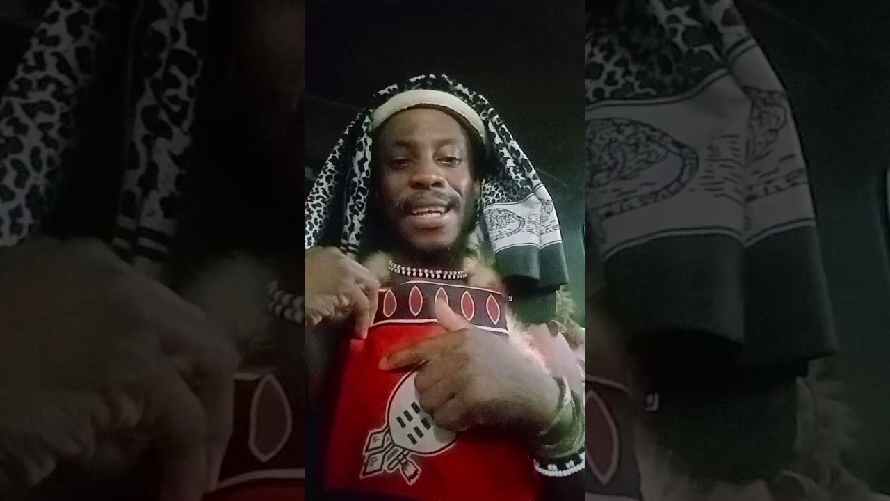 IBHAYI ELIBOMVU & ELI BLUE LICHAZANI (MKHULU PHILA 073 056 3835)#ibhayielibomvu#ibhayieliblue#