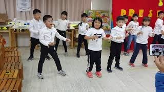 聖堡登 dancing show
