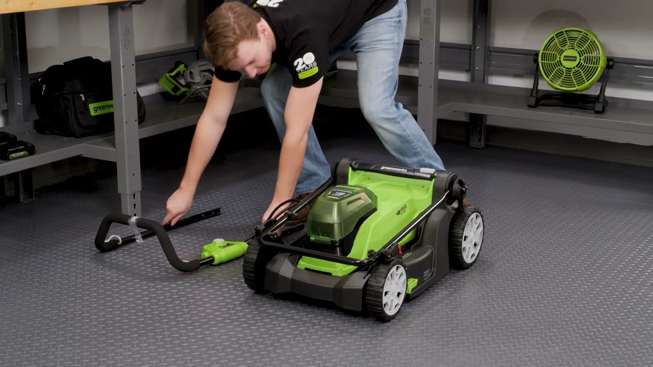 Greenworks 40V Li-Ion Cordless 40 cm Lawnmower With Battery