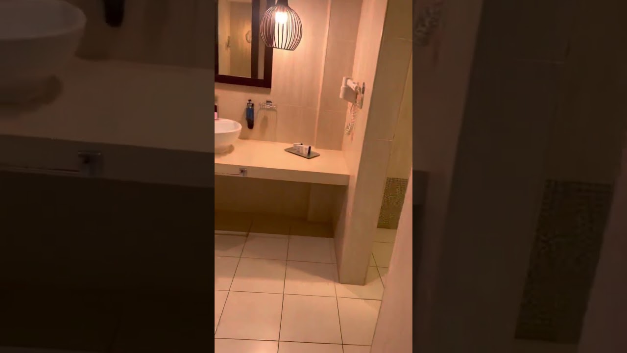 Hotel signature Dubai Review