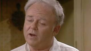 All in the Family Review 24 -  Archie Gets Mugged