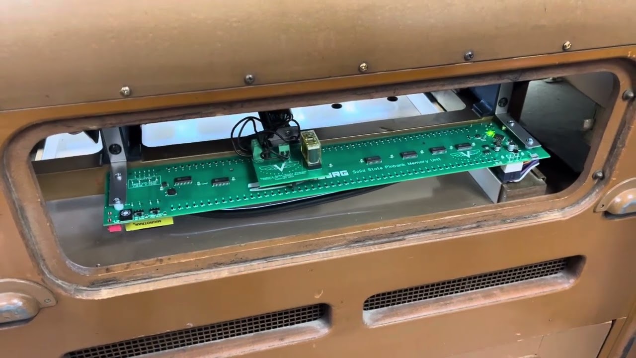 その他 SEEBURG SOLID STATE CENTER TYP SCC1 Seeburg 1968 LS-1 solid state control center SCC7 — Coin-Op King