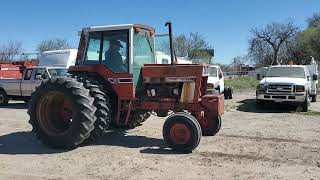 IHC 1086 tractor