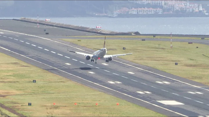 THE WILDEST Landing EVER at Madeira Airport (Must-Watch!)