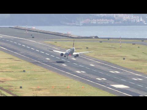 THE WILDEST LANDING EVER at Madeira Airport