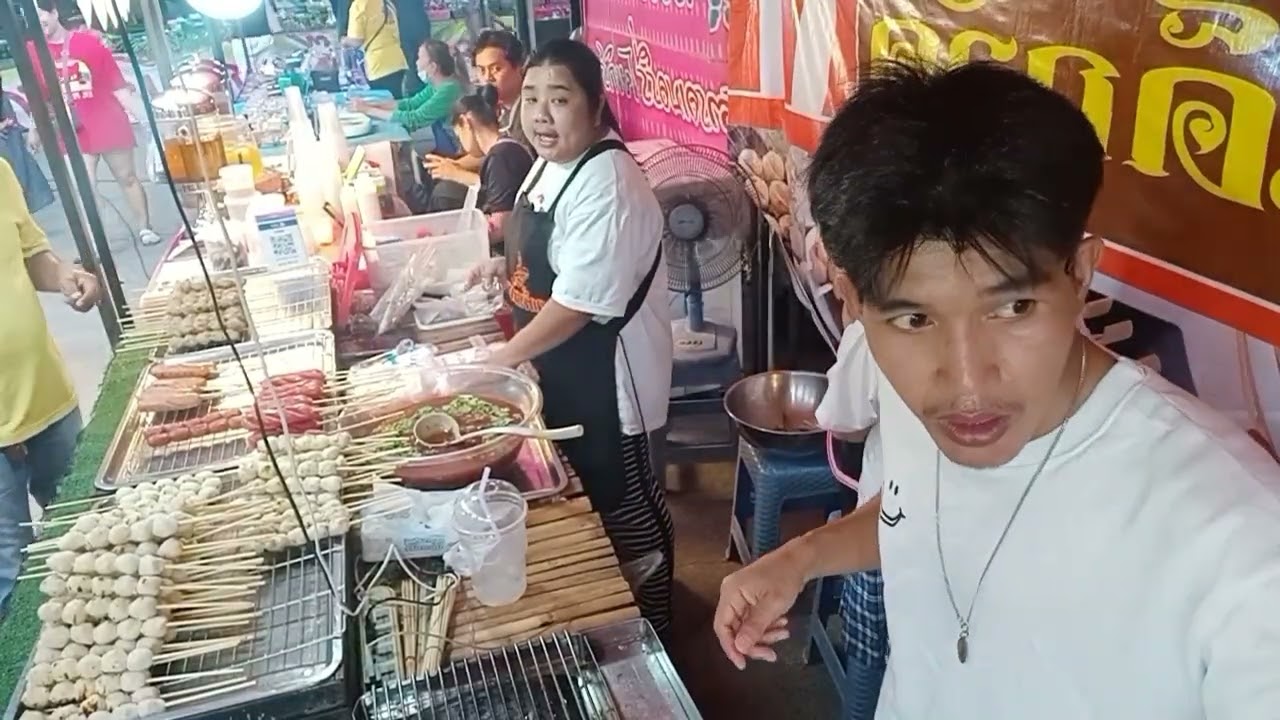 #ขายลูกชิ้นปิ้ง #ตลาดนัด #ปทุมธานี 