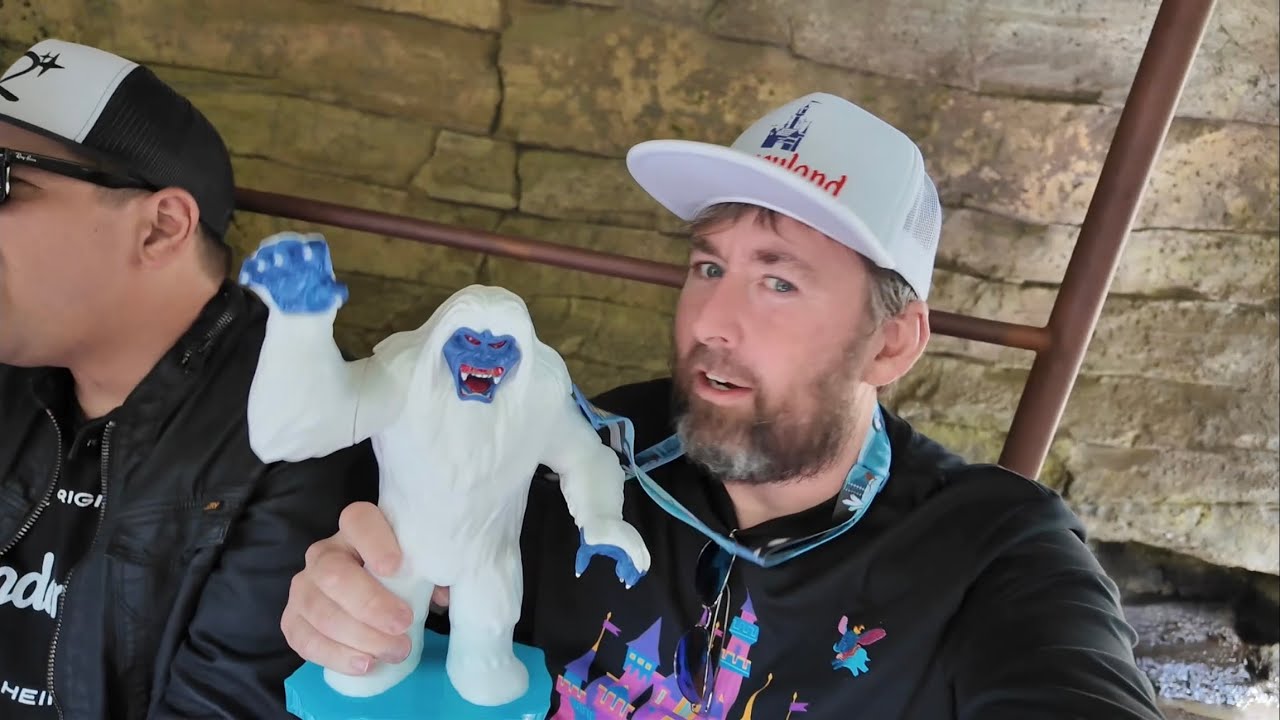 Disneyland 70th Anniversary Kick Off Was PERFECT ! Paint The Night Is BACK / New Foods & Fireworks