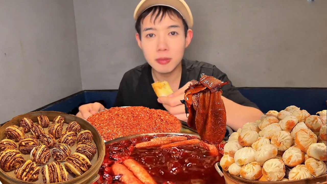 5斤油鍋底蘸爆辣幹碟！手工現做牛肉花捲，辣椒比牛肉還多！【冻冻超大一口】