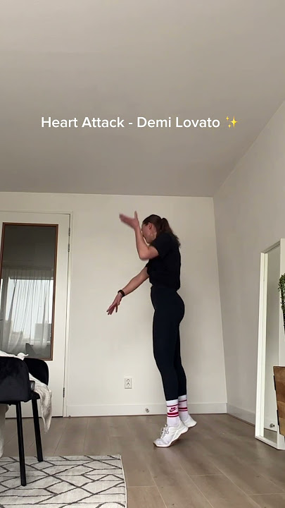 Forgot that I only posted this high heart attack note on TikTok. Dying 🪩 #demilovato #heartattack