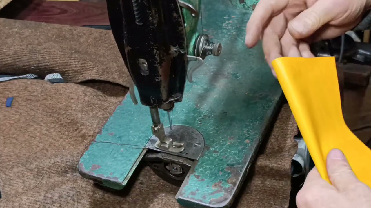 Singer 31 15 saltea y Adler de talabartero 105, problema lanzadera