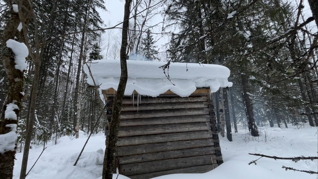 Одинокая Изба в глуши. Таёжный быт в суровые морозы! Затопил печь Прогрел Избушку