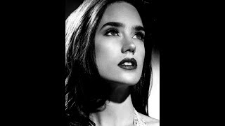 𝐉𝐞𝐧𝐧𝐢𝐟𝐞𝐫 𝐂𝐨𝐧𝐧𝐞𝐥𝐥𝐲