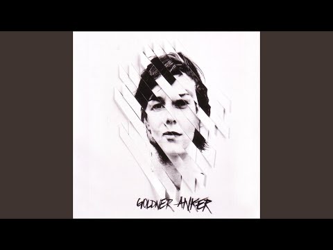 Goldner Anker — Straße brennt