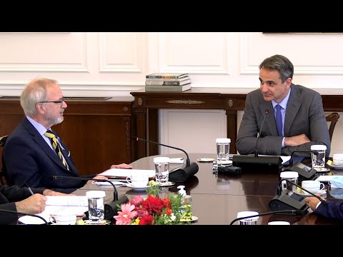 Prime Minister Kyriakos Mitsotakis meets Werner Hoyer, President of the European Investment Bank