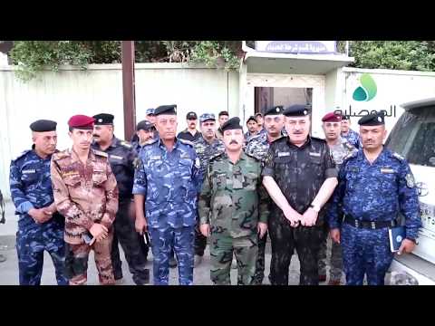 قائد الشرطة يزور مديرية شرطة الحدباء ومركز شرطة الغزلاني بأيمن الموصل لإعادة الامن الى المنطقة