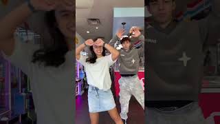 I’m with twinnn AGAIN!! 🤩✈️🤭 @yoangelolo #fypシ #shorts #skit #trend #relatable #justjules #viral