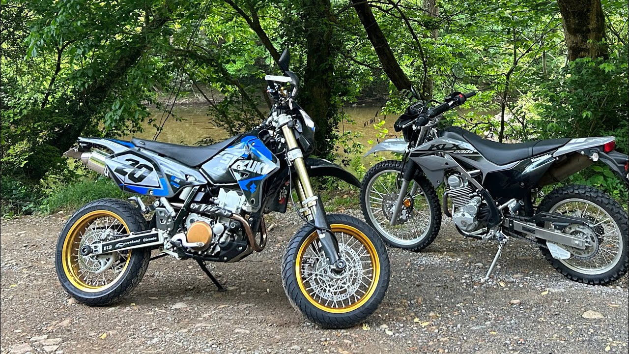 DRZ400SM VS KLX230S DUAL SPORT VS SUPERMOTO FIELD RACING YouTube