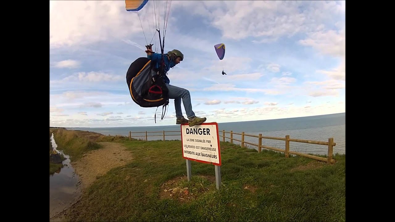 Une belle journée de parapente en normandie