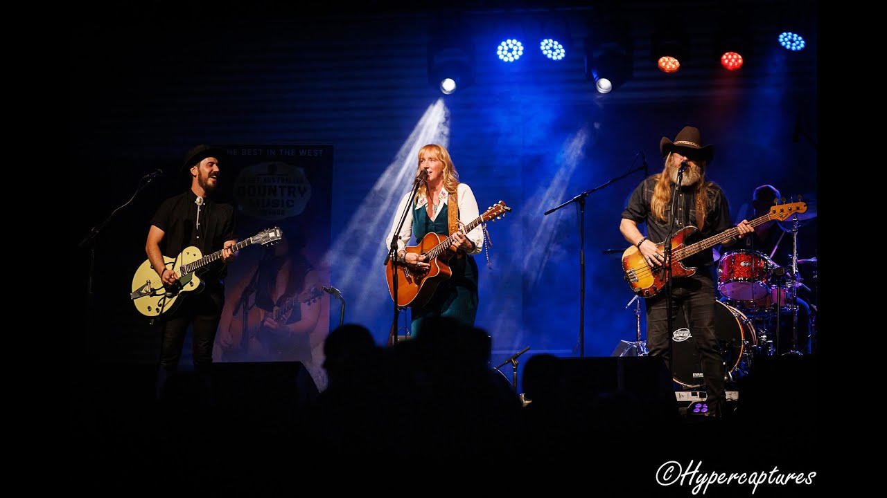 Melbourne Streets - LIVE - Helen Townsend Boyup Brook Country Music Festival 2024