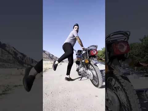 وقتی میبینه رفیق خود را زدن ومی خاهه انتقام اورا بگره