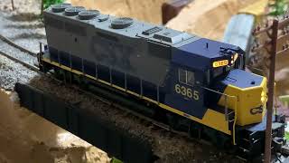 HO Scale Atlas Master GP40-2 DCC Sound Diesel Locomotive CSX #6365 nose light