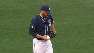 LAD@SD: Kennedy strikes out four over seven strong