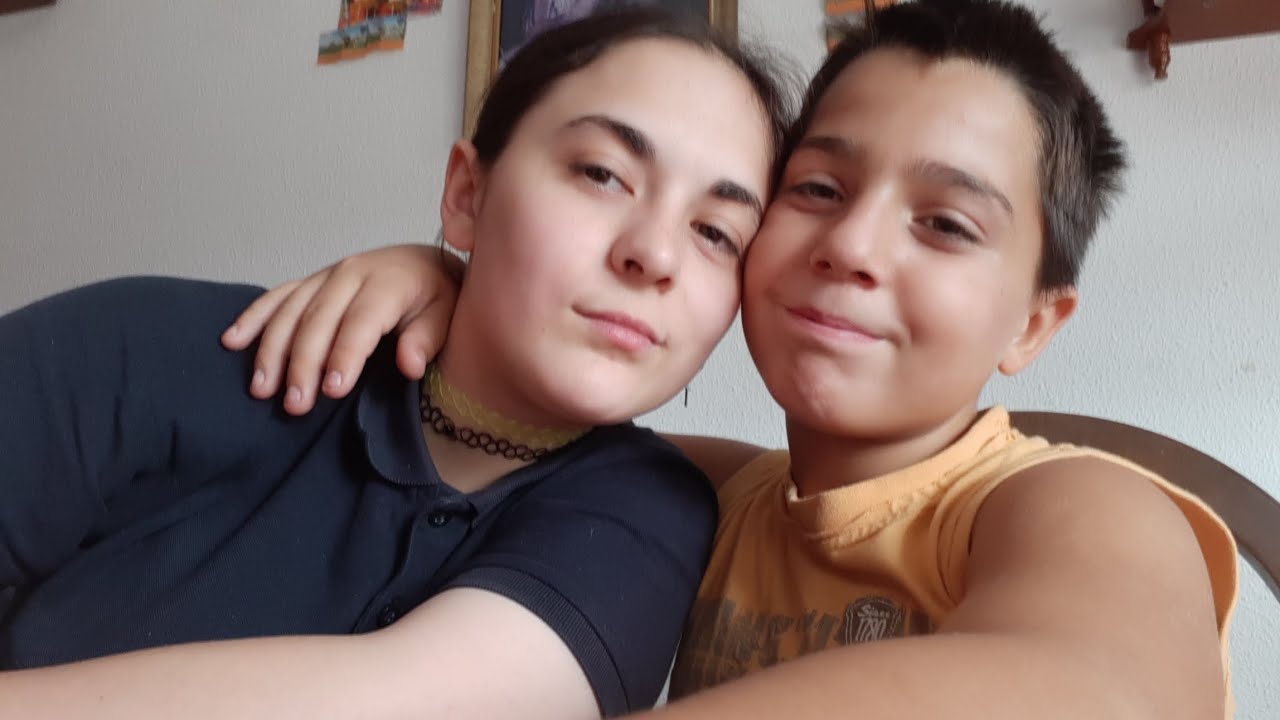video con mi prima favorita - YouTube