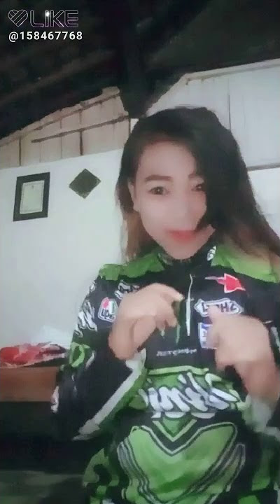 Status Wa keren wik wik wik