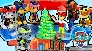 Gifting Paw Patrol Pups Surprise Christmas Presents!