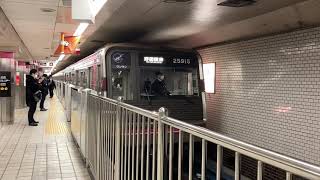 Osaka metro千日前線25系15編成野田阪神行き発車シーン