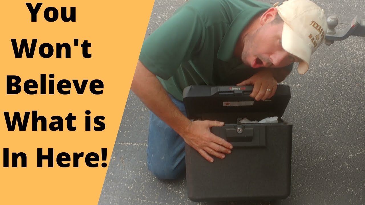 WE Found A Safe in a Homeless Man's Abandoned Storage Unit - YouTube