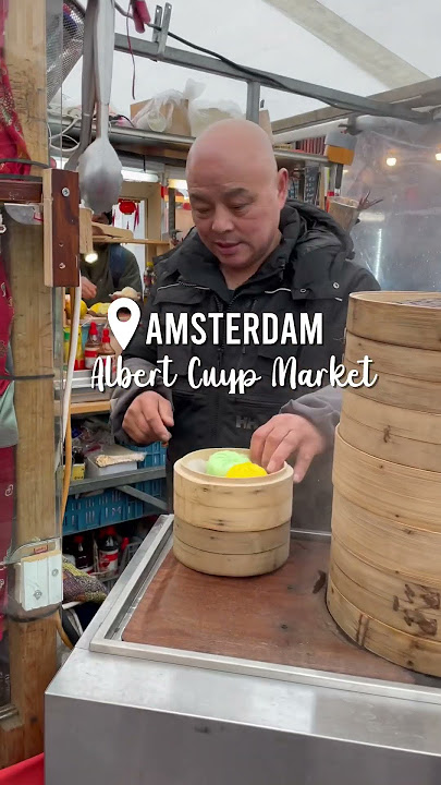 MUST-SEE: the Albert Cuyp Market in Amsterdam, the Netherlands