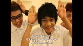 Max24:7 ~Gadis dan Bunga