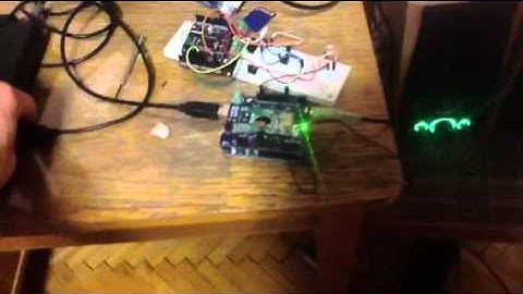 Arduino uno + EasyVR Shild = голосовое управление светодиодом.