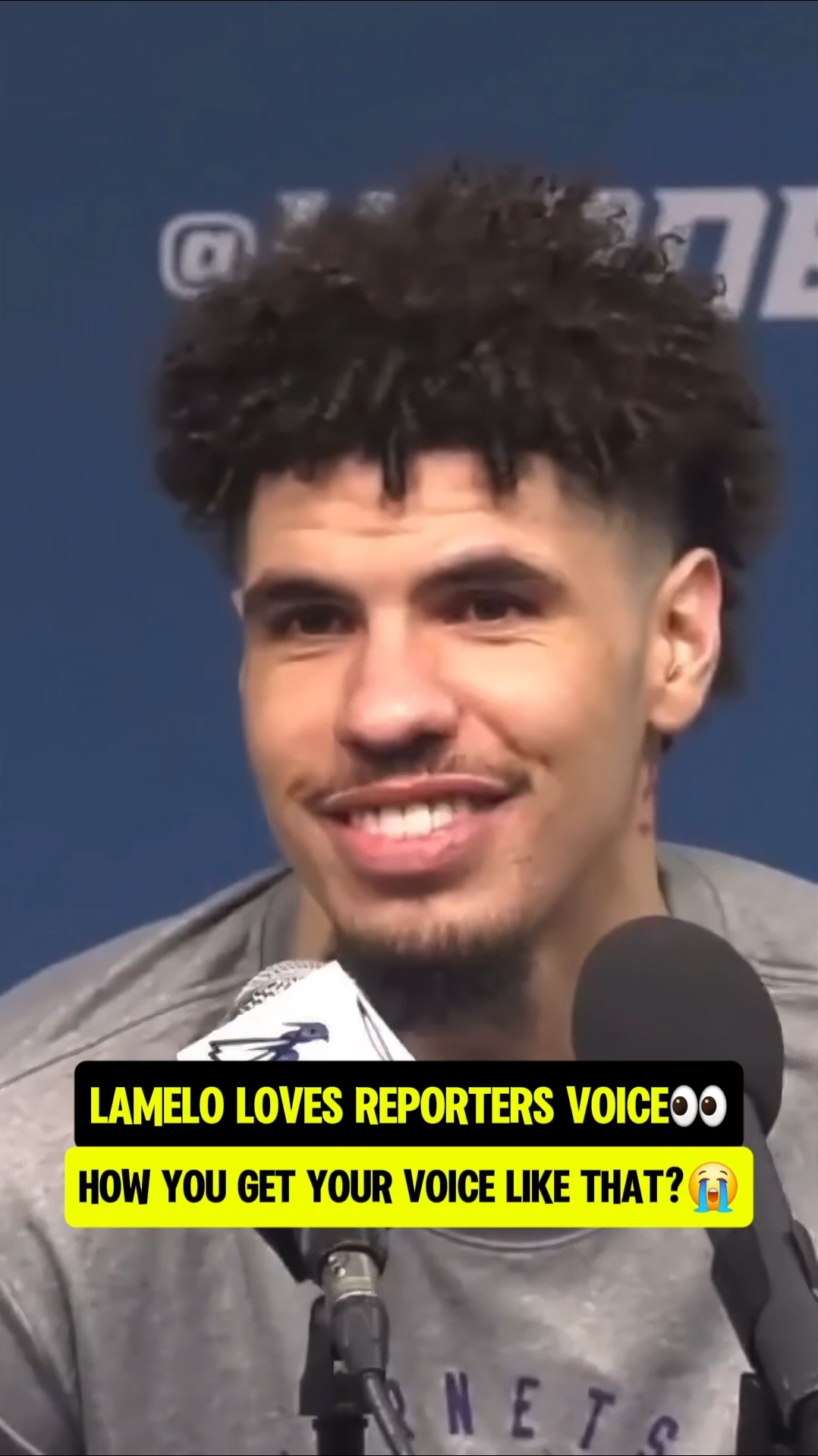LaMelo gave the reporter his flowers?