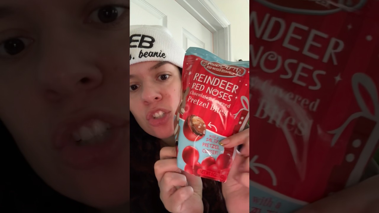 LET&rsquo;S TRY REINDEER CHOCOLATE PRETZEL BALLS #msbeanie