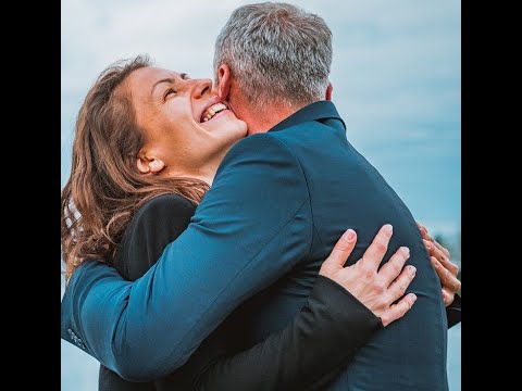 Videó: Hogyan lehet boldog a házasságban